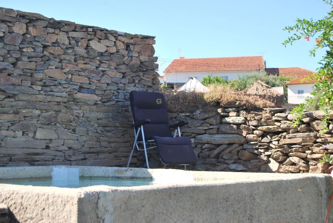 Casa Dos Primos * Muxagata (Vila Nova de Foz Coa)